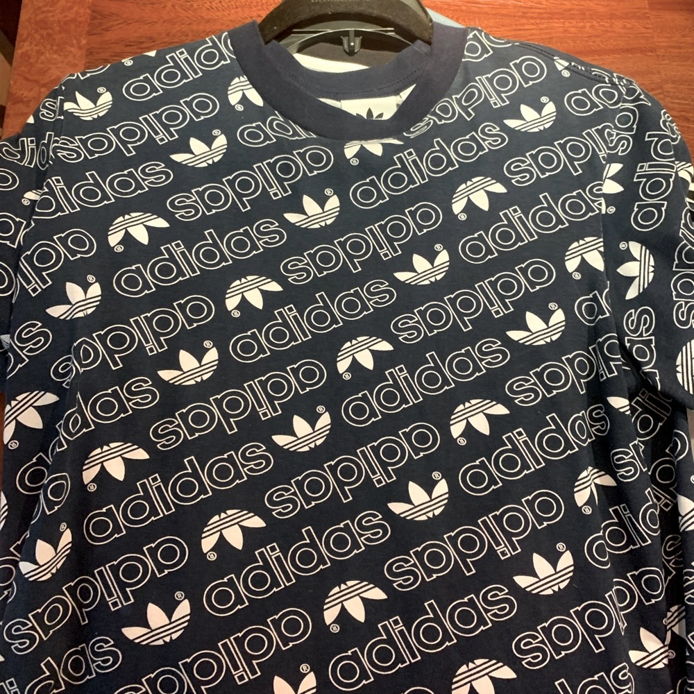 ADIDAS men’s logo tee shirt S